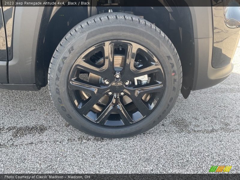 Black / Black 2023 Jeep Renegade Altitude 4x4