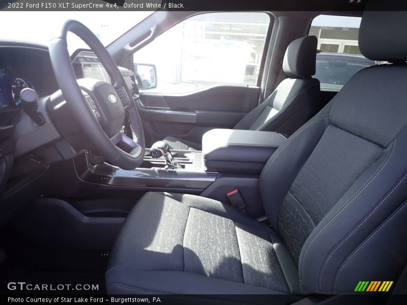 Oxford White / Black 2022 Ford F150 XLT SuperCrew 4x4