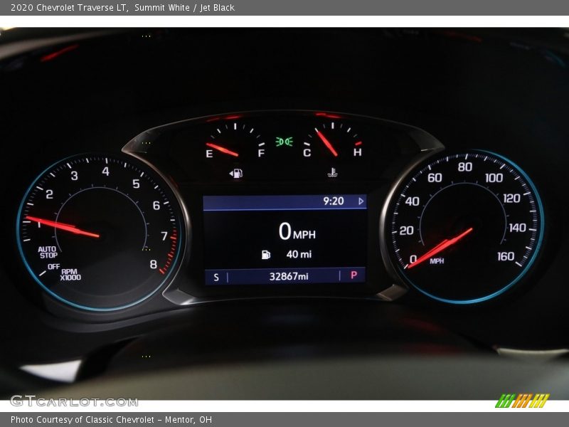 Summit White / Jet Black 2020 Chevrolet Traverse LT