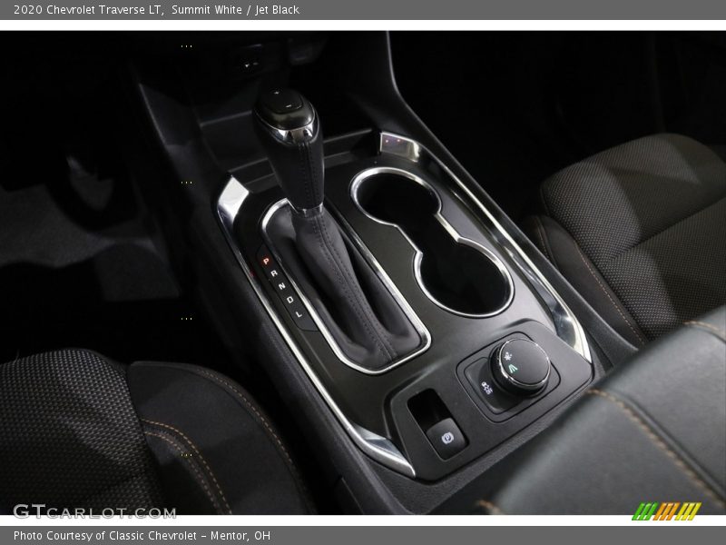 Summit White / Jet Black 2020 Chevrolet Traverse LT