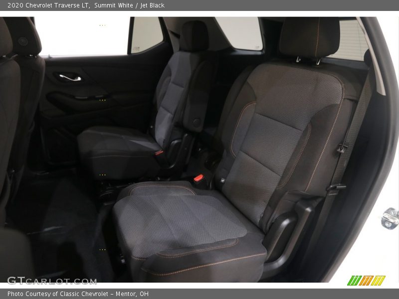 Summit White / Jet Black 2020 Chevrolet Traverse LT