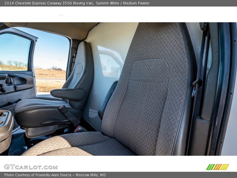 Summit White / Medium Pewter 2014 Chevrolet Express Cutaway 3500 Moving Van