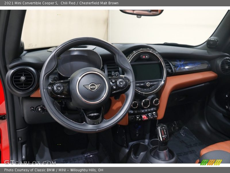 Chili Red / Chesterfield Malt Brown 2021 Mini Convertible Cooper S