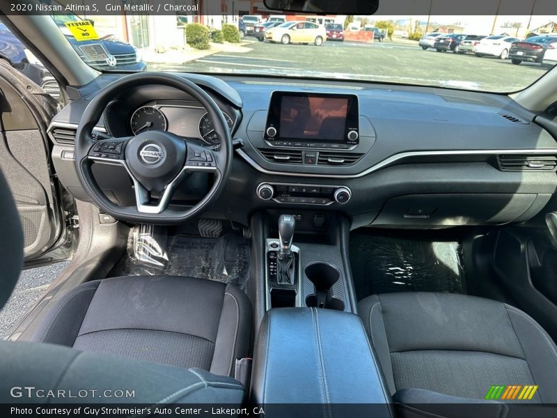 Gun Metallic / Charcoal 2020 Nissan Altima S