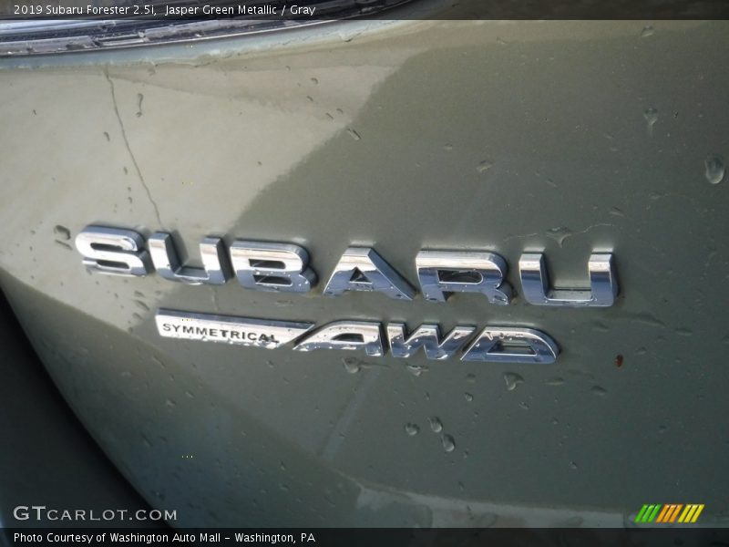 Jasper Green Metallic / Gray 2019 Subaru Forester 2.5i