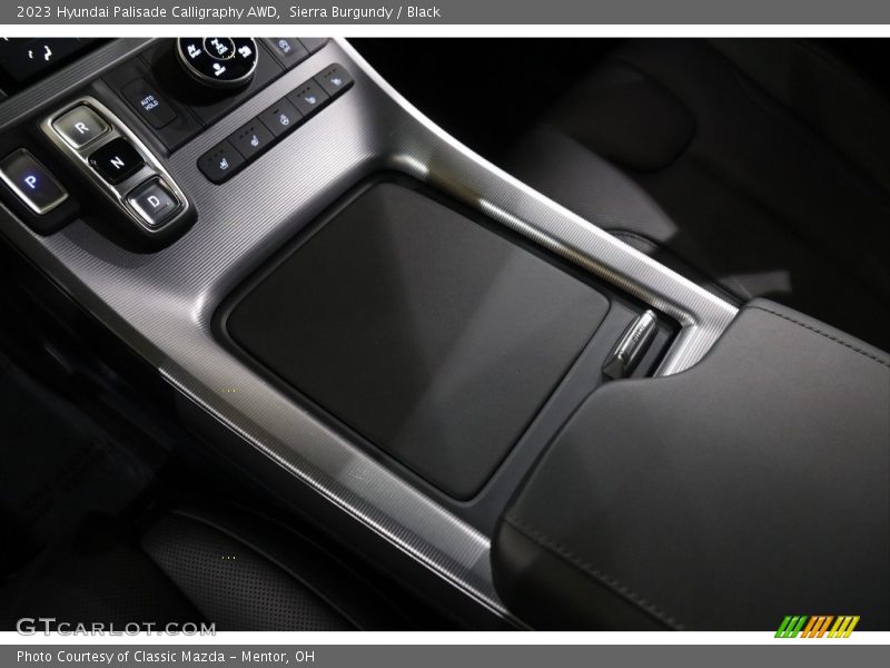 Sierra Burgundy / Black 2023 Hyundai Palisade Calligraphy AWD