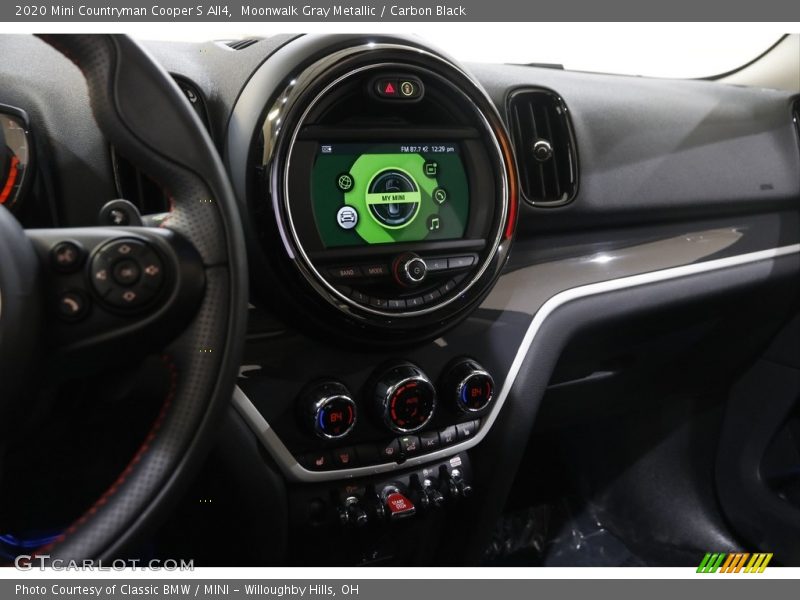 Moonwalk Gray Metallic / Carbon Black 2020 Mini Countryman Cooper S All4