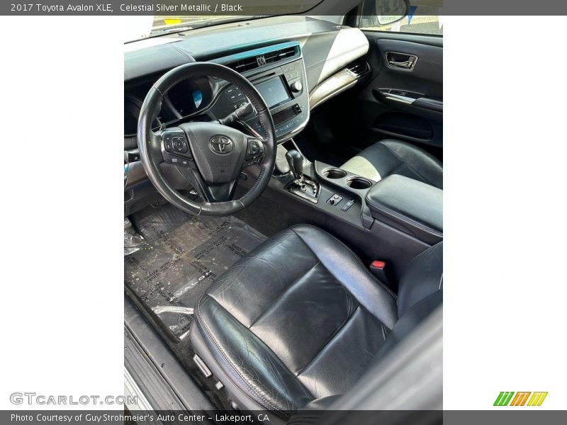 Celestial Silver Metallic / Black 2017 Toyota Avalon XLE