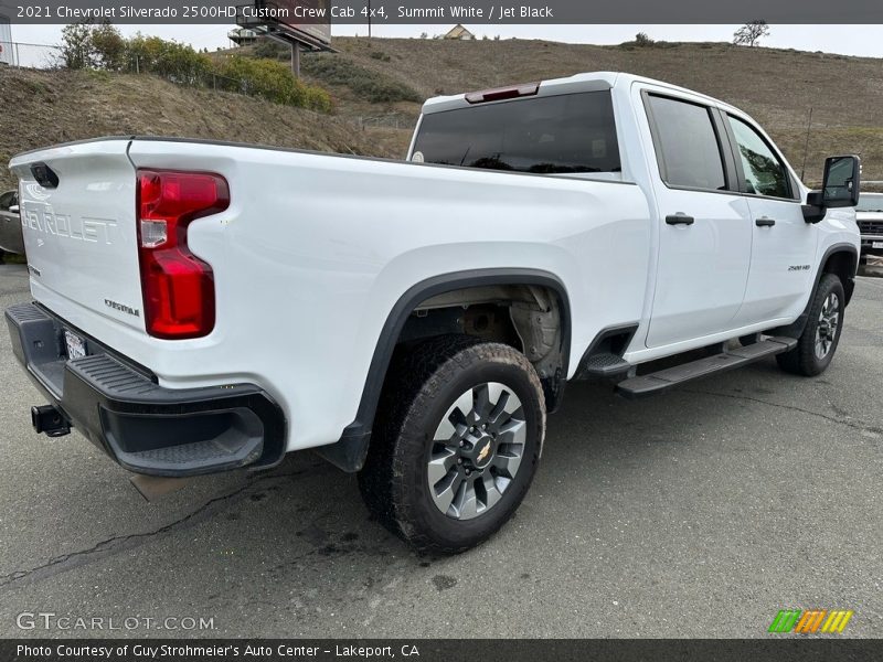 Summit White / Jet Black 2021 Chevrolet Silverado 2500HD Custom Crew Cab 4x4