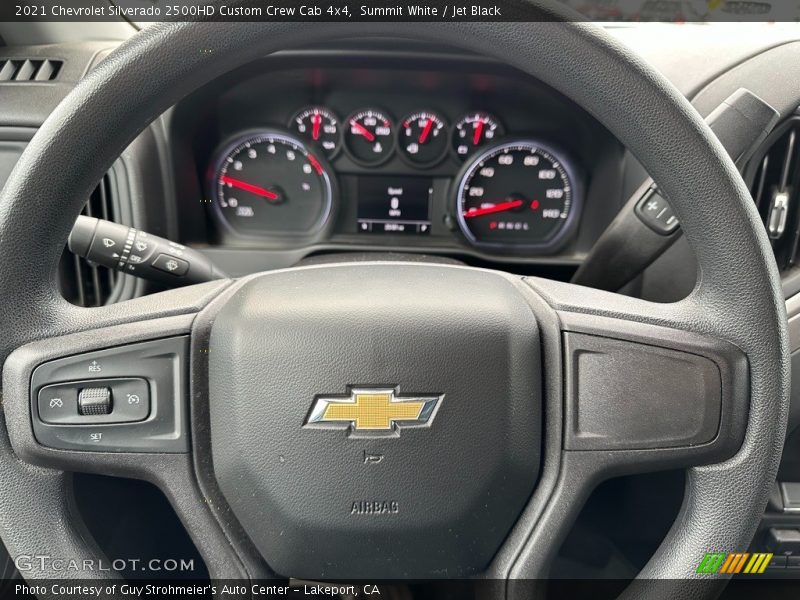 Summit White / Jet Black 2021 Chevrolet Silverado 2500HD Custom Crew Cab 4x4