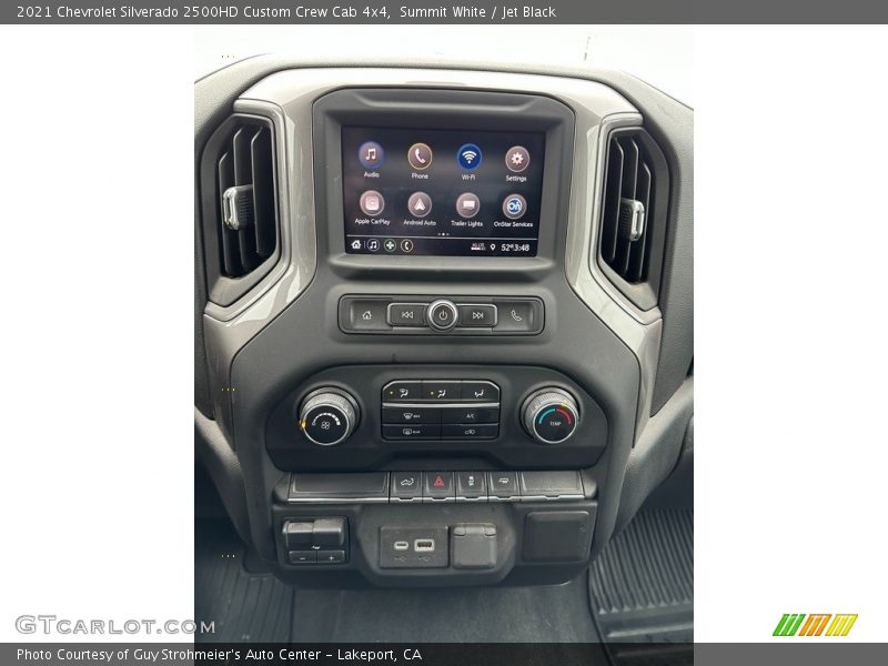 Summit White / Jet Black 2021 Chevrolet Silverado 2500HD Custom Crew Cab 4x4