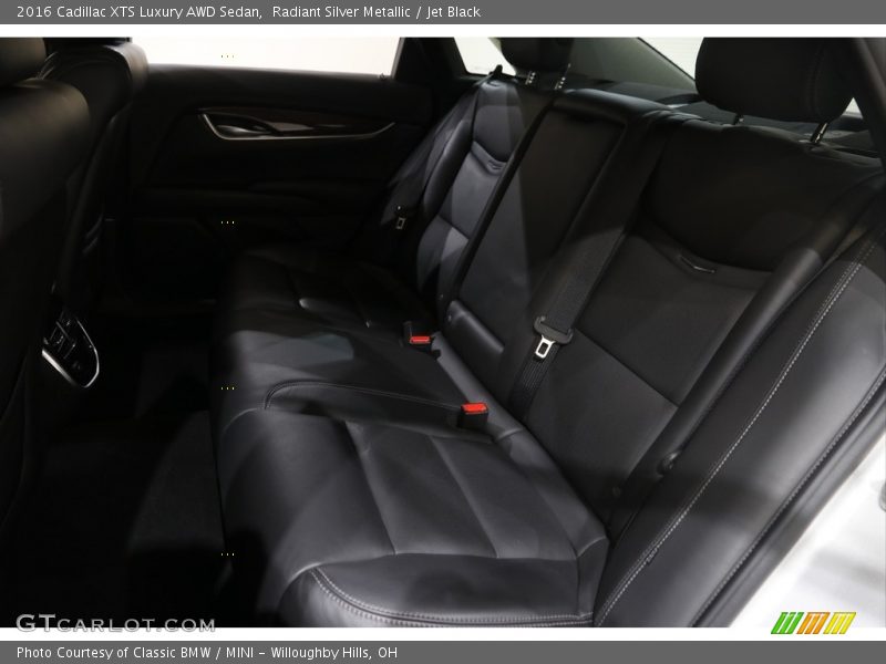 Radiant Silver Metallic / Jet Black 2016 Cadillac XTS Luxury AWD Sedan