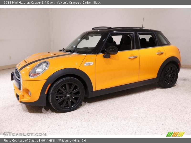 Volcanic Orange / Carbon Black 2018 Mini Hardtop Cooper S 4 Door