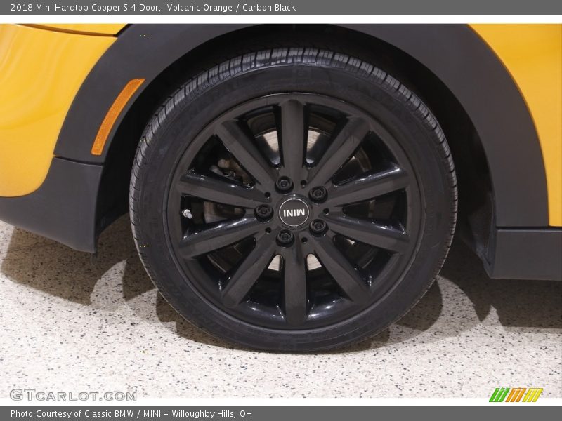 Volcanic Orange / Carbon Black 2018 Mini Hardtop Cooper S 4 Door