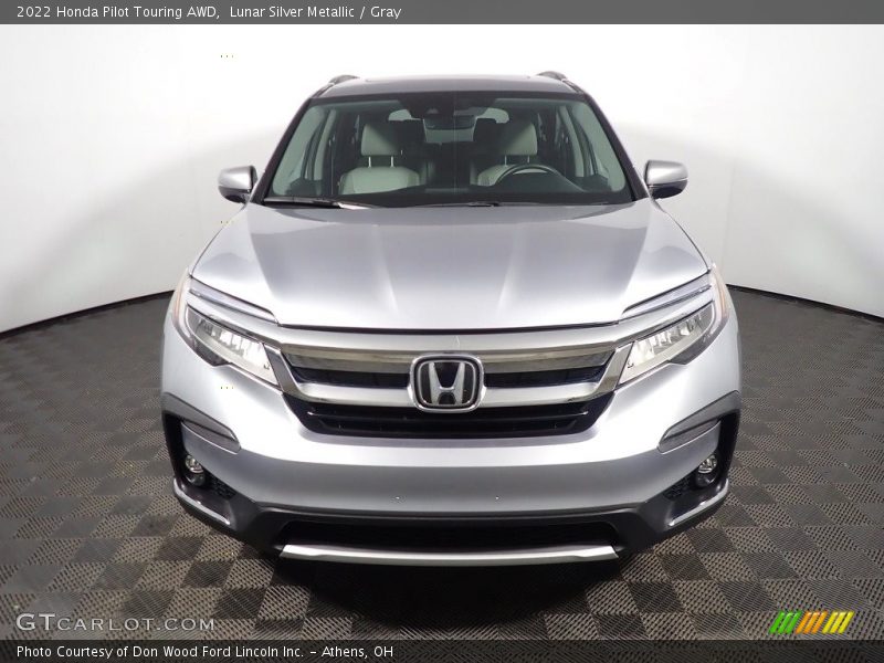 Lunar Silver Metallic / Gray 2022 Honda Pilot Touring AWD