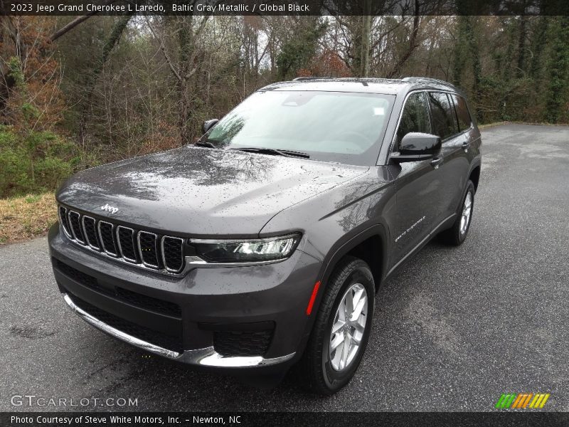 Baltic Gray Metallic / Global Black 2023 Jeep Grand Cherokee L Laredo