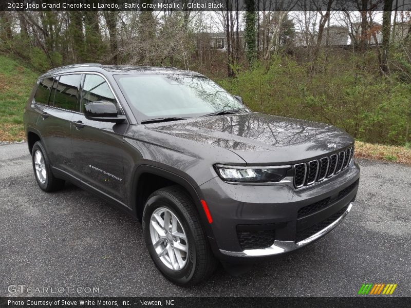 Baltic Gray Metallic / Global Black 2023 Jeep Grand Cherokee L Laredo