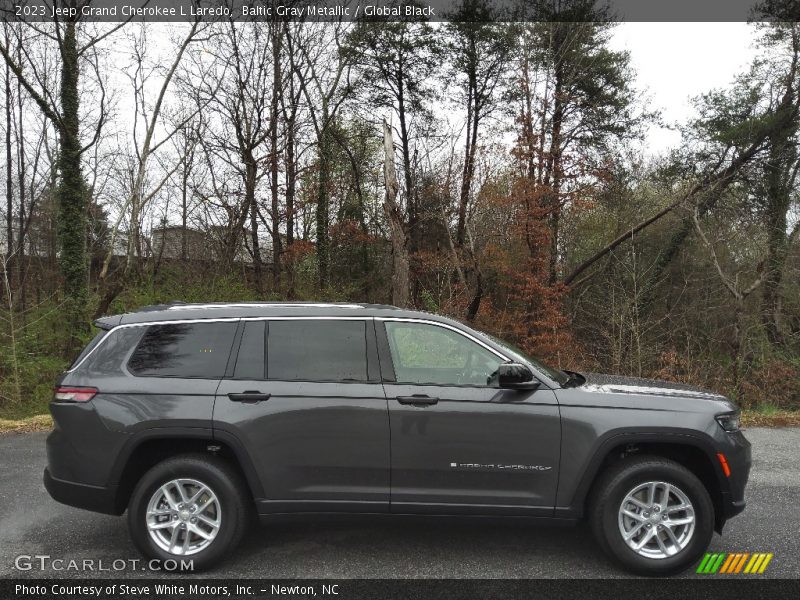 Baltic Gray Metallic / Global Black 2023 Jeep Grand Cherokee L Laredo