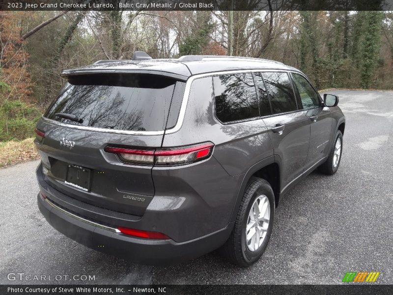 Baltic Gray Metallic / Global Black 2023 Jeep Grand Cherokee L Laredo