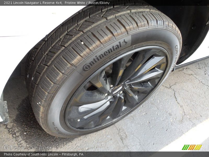 Pristine White / Russet/Ebony 2021 Lincoln Navigator L Reserve 4x4
