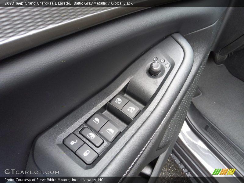 Baltic Gray Metallic / Global Black 2023 Jeep Grand Cherokee L Laredo