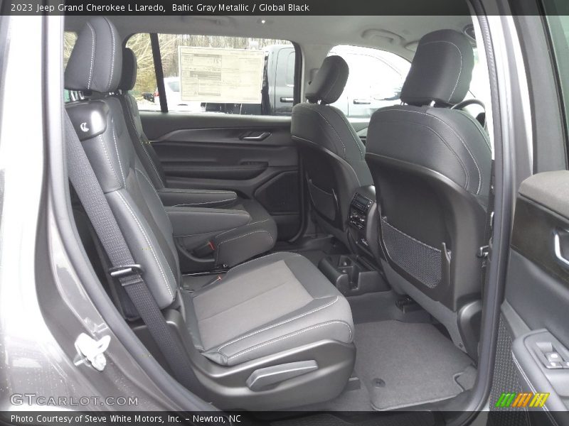 Baltic Gray Metallic / Global Black 2023 Jeep Grand Cherokee L Laredo