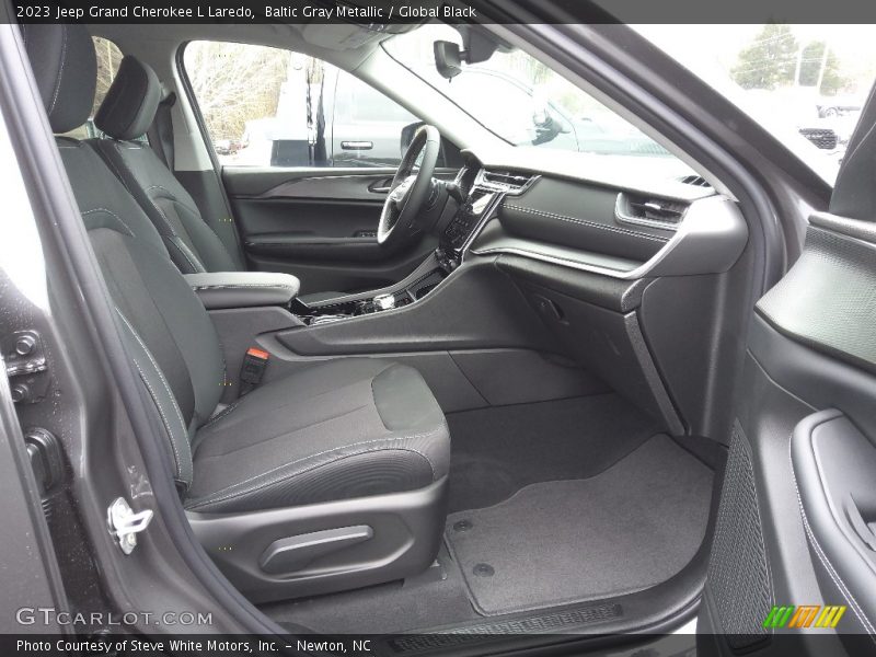 Baltic Gray Metallic / Global Black 2023 Jeep Grand Cherokee L Laredo