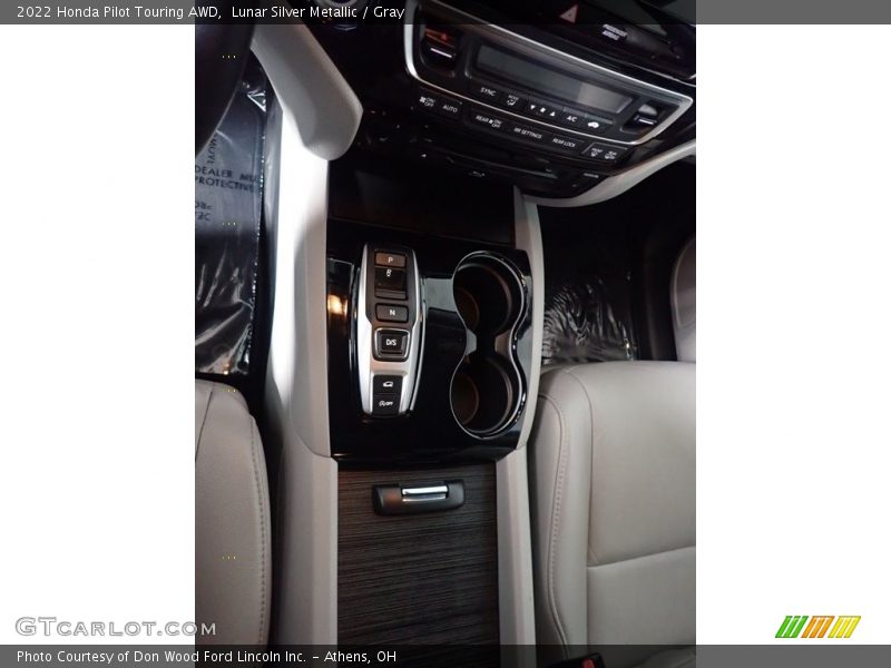Lunar Silver Metallic / Gray 2022 Honda Pilot Touring AWD