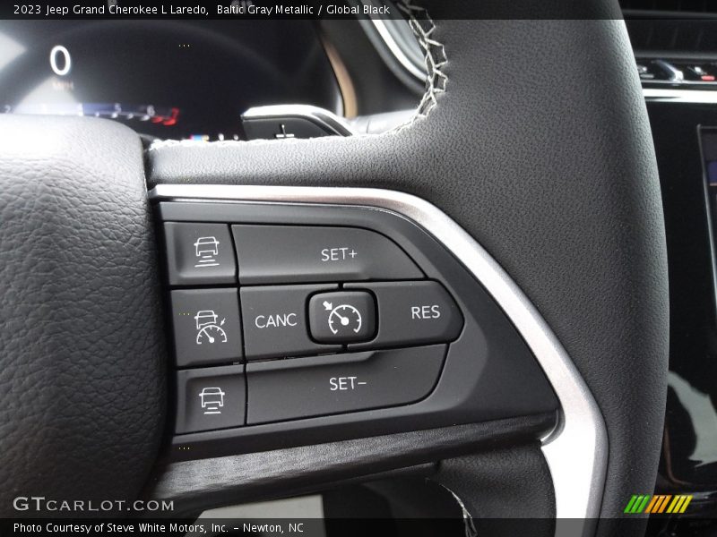 Baltic Gray Metallic / Global Black 2023 Jeep Grand Cherokee L Laredo