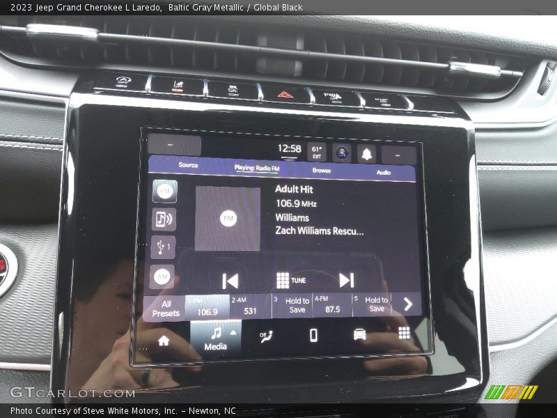 Baltic Gray Metallic / Global Black 2023 Jeep Grand Cherokee L Laredo
