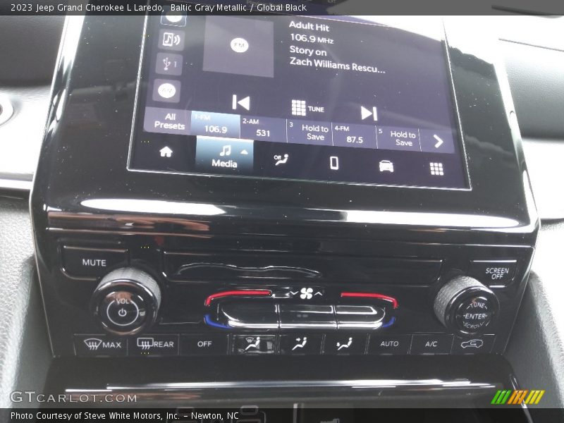 Baltic Gray Metallic / Global Black 2023 Jeep Grand Cherokee L Laredo