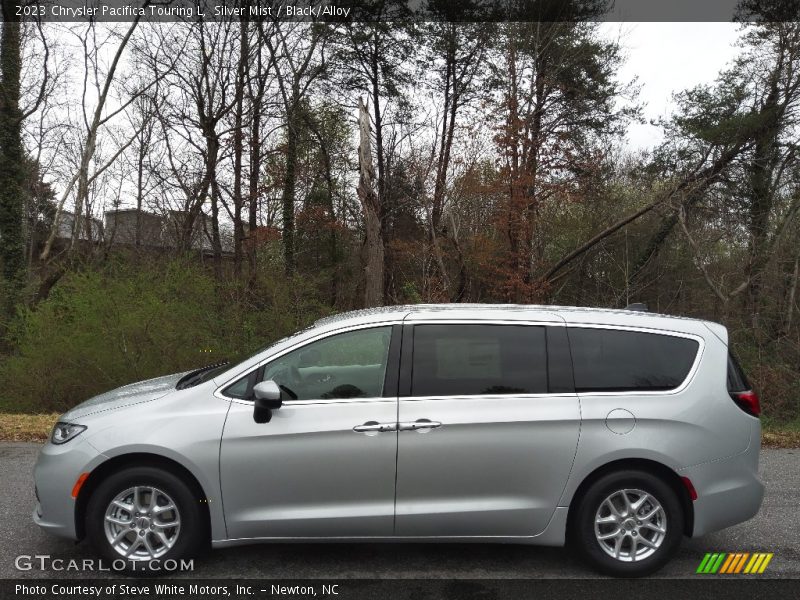  2023 Pacifica Touring L Silver Mist