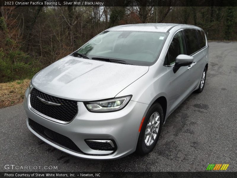 Silver Mist / Black/Alloy 2023 Chrysler Pacifica Touring L