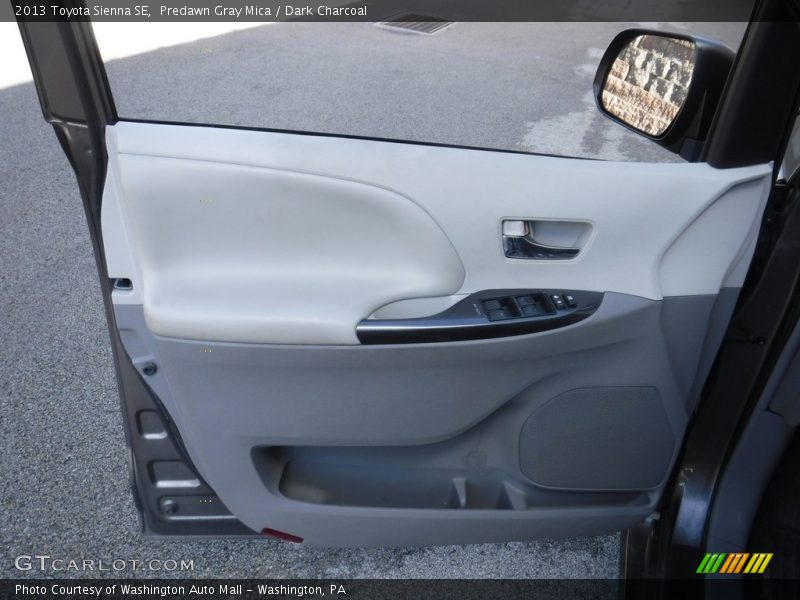 Predawn Gray Mica / Dark Charcoal 2013 Toyota Sienna SE