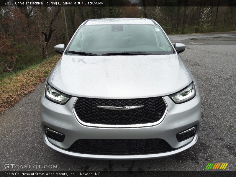 Silver Mist / Black/Alloy 2023 Chrysler Pacifica Touring L