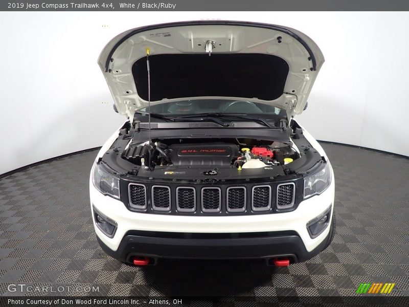 White / Black/Ruby 2019 Jeep Compass Trailhawk 4x4