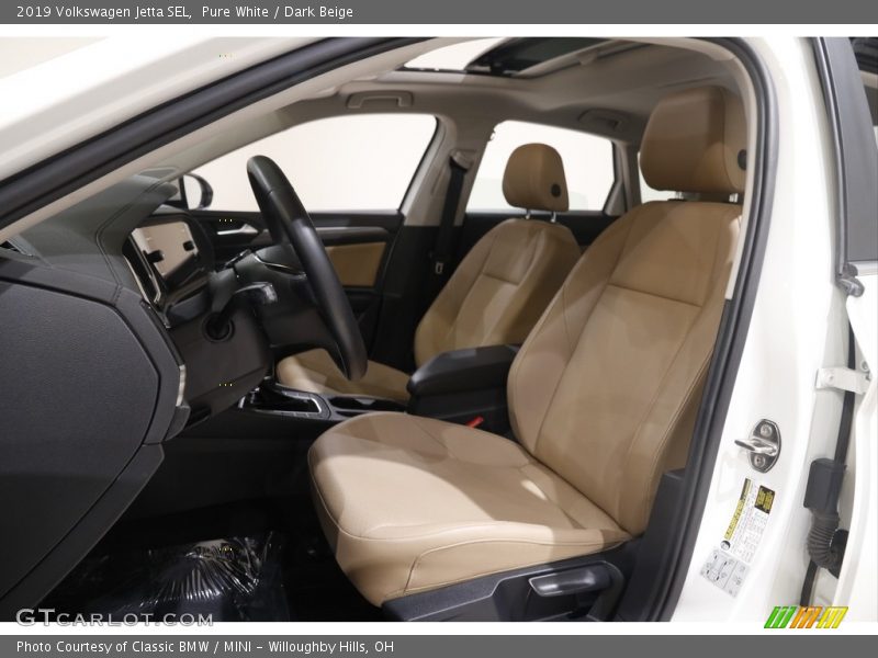 Pure White / Dark Beige 2019 Volkswagen Jetta SEL