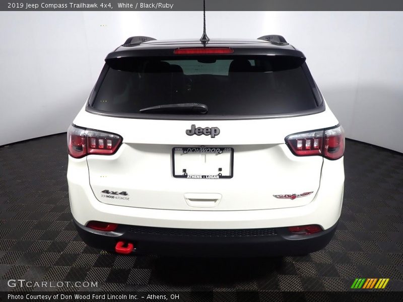 White / Black/Ruby 2019 Jeep Compass Trailhawk 4x4