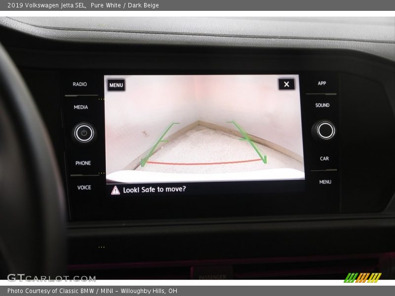 Pure White / Dark Beige 2019 Volkswagen Jetta SEL