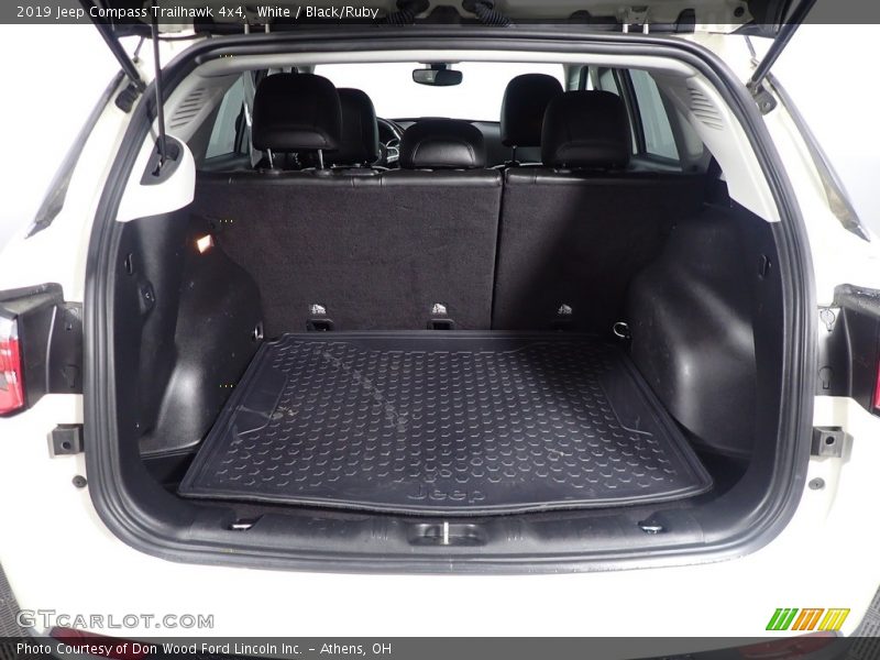 White / Black/Ruby 2019 Jeep Compass Trailhawk 4x4