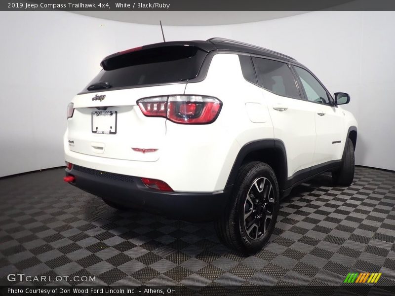 White / Black/Ruby 2019 Jeep Compass Trailhawk 4x4