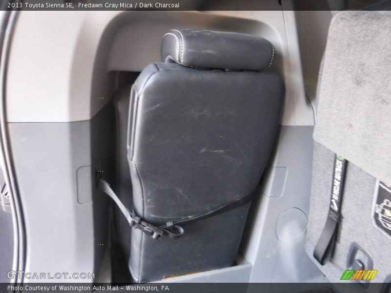 Predawn Gray Mica / Dark Charcoal 2013 Toyota Sienna SE
