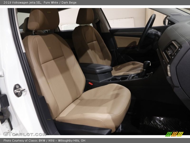 Pure White / Dark Beige 2019 Volkswagen Jetta SEL