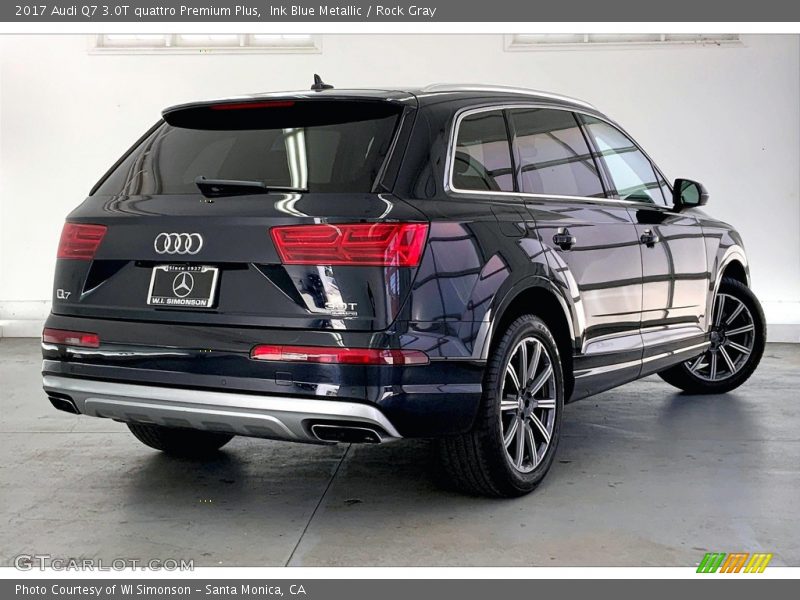 Ink Blue Metallic / Rock Gray 2017 Audi Q7 3.0T quattro Premium Plus