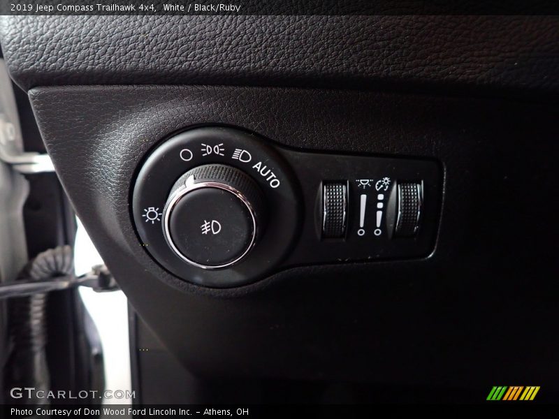White / Black/Ruby 2019 Jeep Compass Trailhawk 4x4