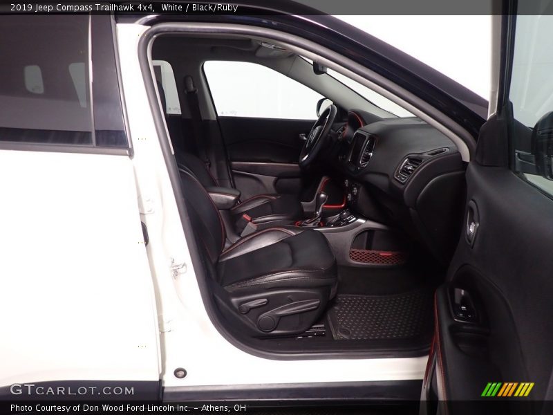 White / Black/Ruby 2019 Jeep Compass Trailhawk 4x4