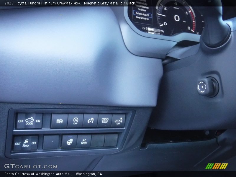 Magnetic Gray Metallic / Black 2023 Toyota Tundra Platinum CrewMax 4x4