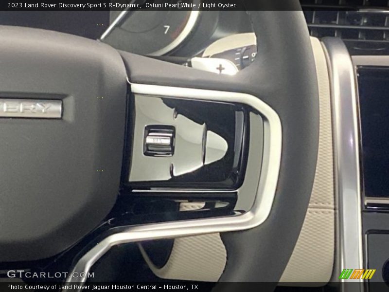 Ostuni Pearl White / Light Oyster 2023 Land Rover Discovery Sport S R-Dynamic
