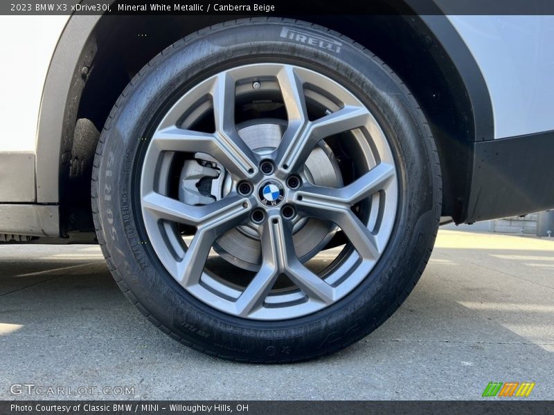 Mineral White Metallic / Canberra Beige 2023 BMW X3 xDrive30i