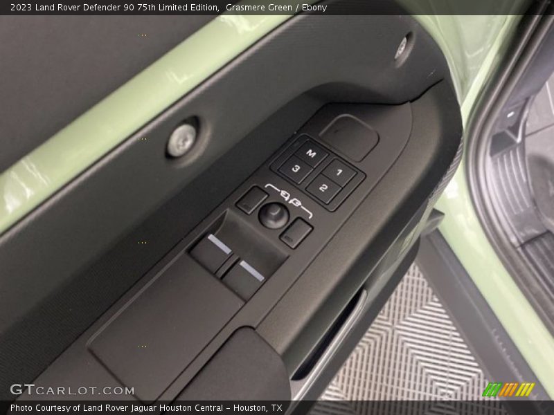 Grasmere Green / Ebony 2023 Land Rover Defender 90 75th Limited Edition